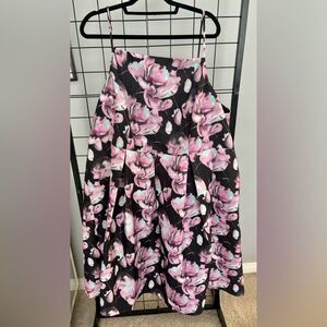 Lace & Mesh fit and flare black and floral plus size midi dress with pockets EUC